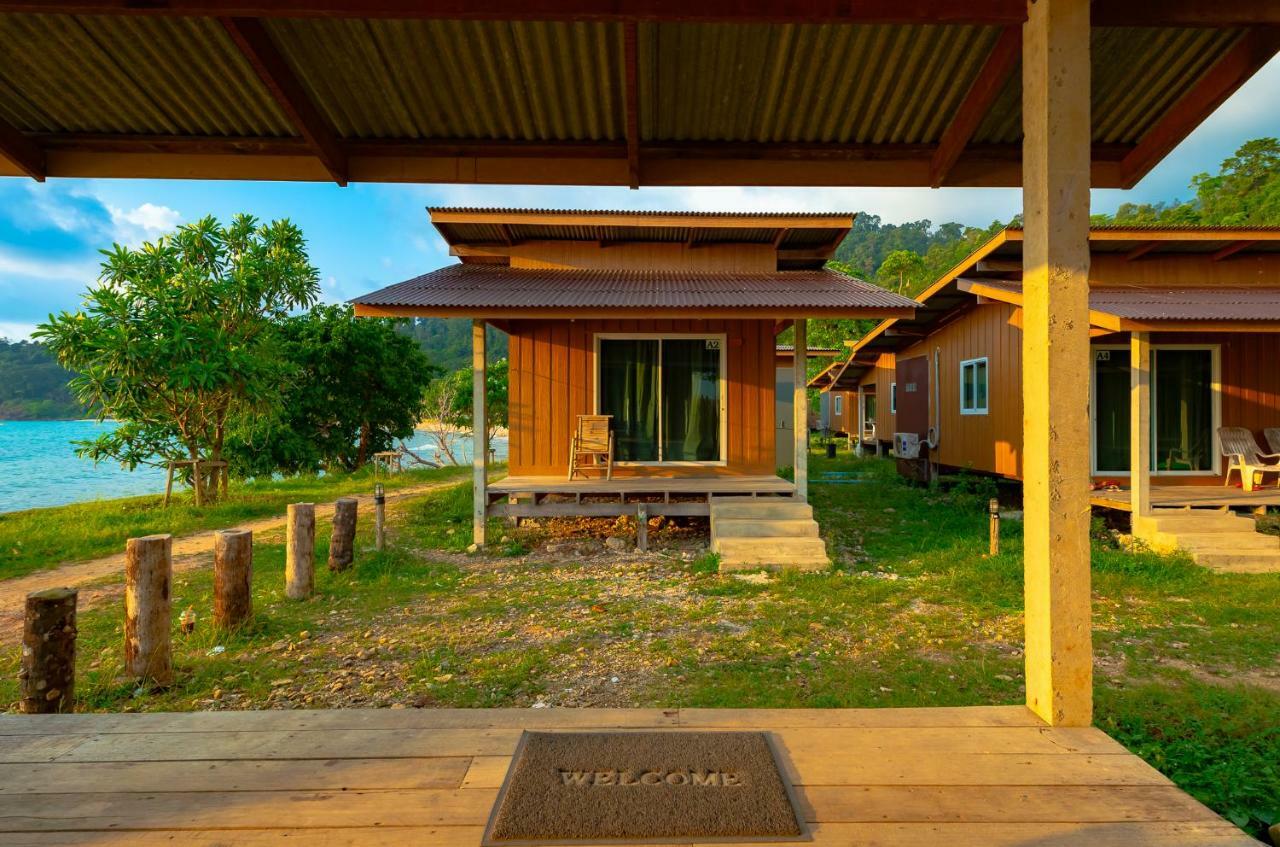 Siam Hut Hotel Koh Chang Exterior photo